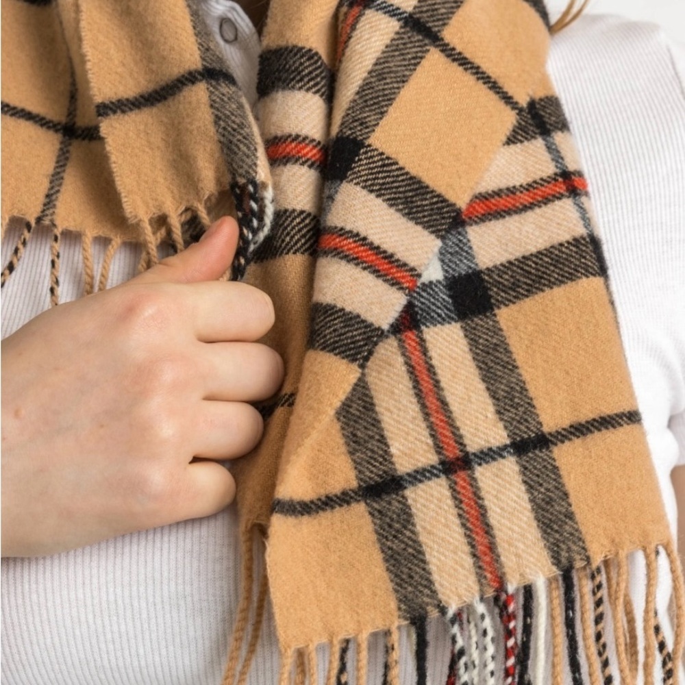 Johnstons Of Elgin Lambswool Checkered Scarf - Picture 6 of 7